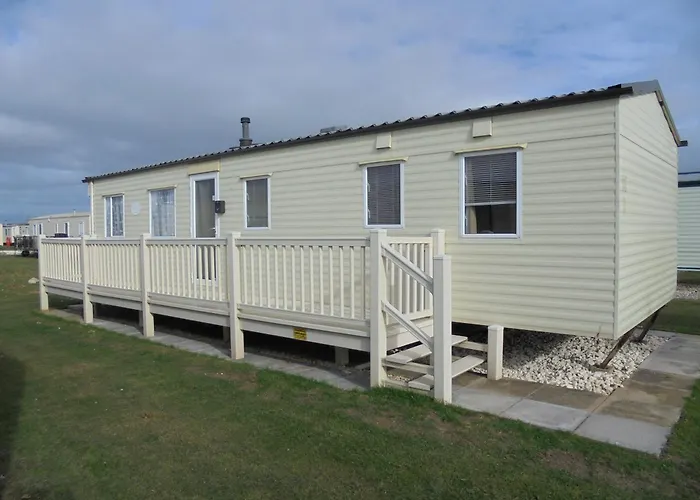 8 Berth Coral Beach (Mirage Super)