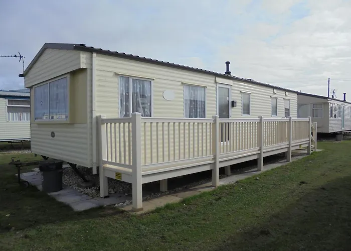8 Berth Coral Beach (Mirage Super)